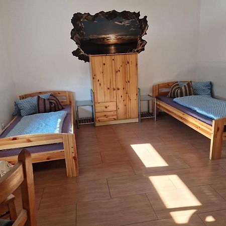 Pension Nele Fuer Monteure Nahe Berlin ミッテンヴァルデ エクステリア 写真